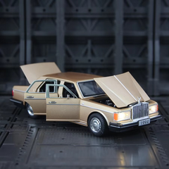 1:32 Rolls Royce Silver Spur