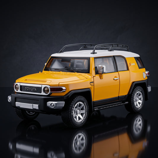 1:24 scale Toyota FJ Cruiser Diecast Model